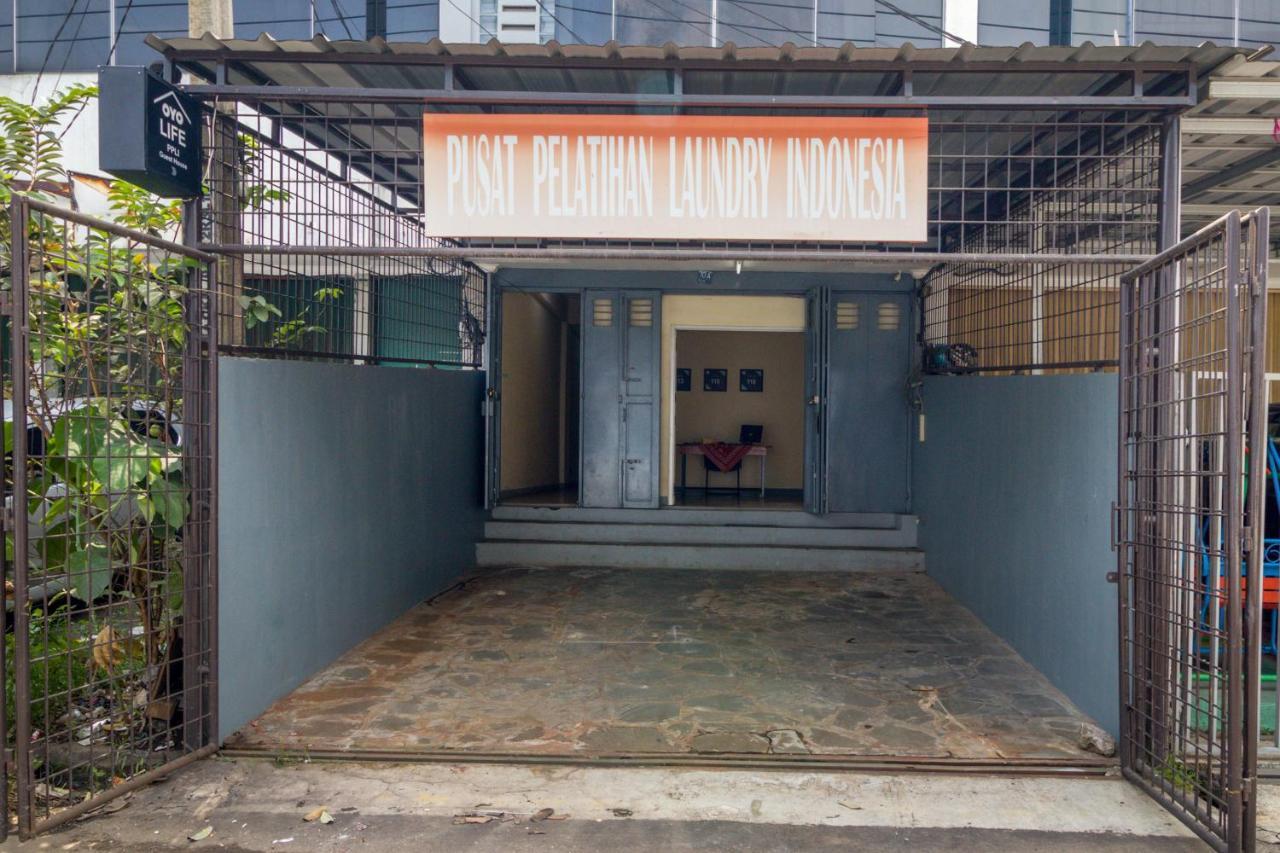 Oyo Life 3149 Guest House Ppli Bandung Buitenkant foto